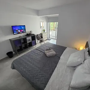 https://town-centre-suites.protaras-cy-hotels.com