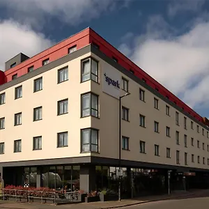 Spark By Hilton 4* לוטון